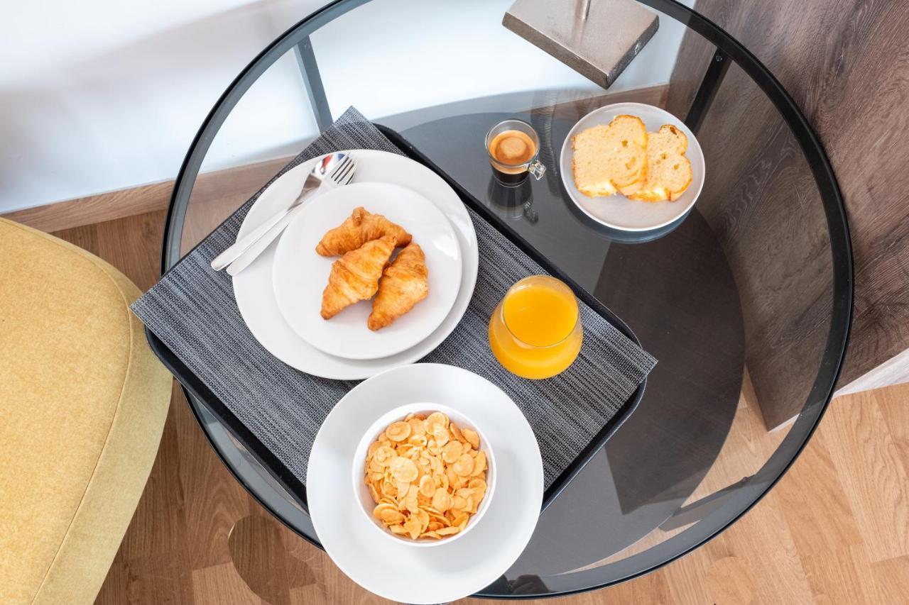 Acropolis Plaza Smart Suites Афіни Екстер'єр фото