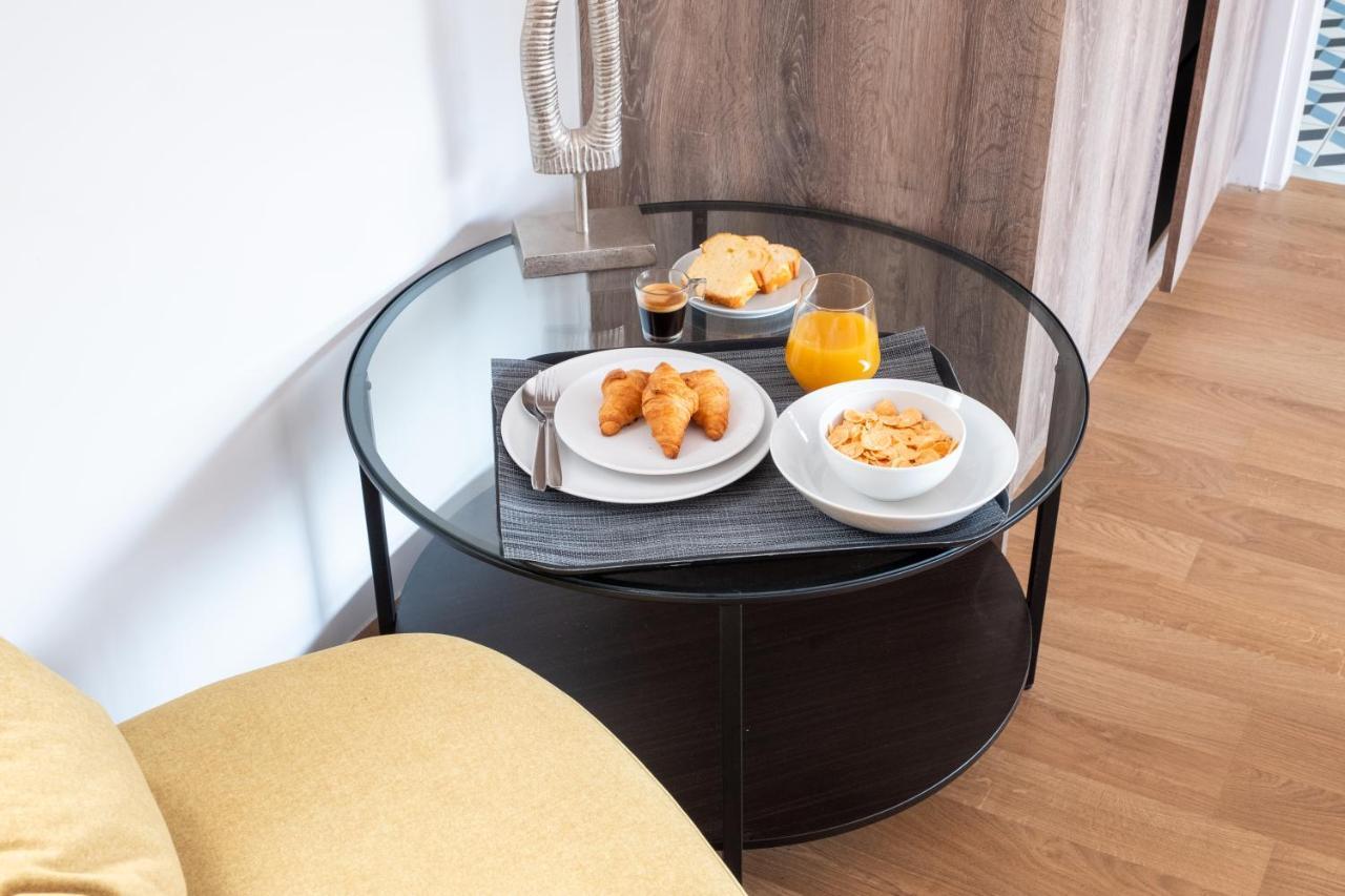 Acropolis Plaza Smart Suites Афіни Екстер'єр фото