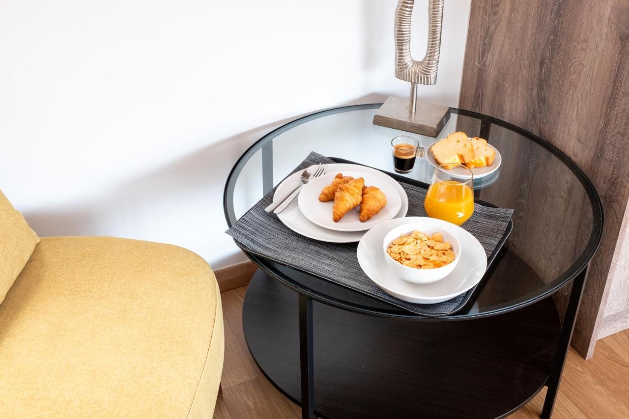 Acropolis Plaza Smart Suites Афіни Екстер'єр фото
